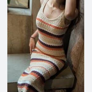 PAPER HEARTS NWT CROCHET MIDI